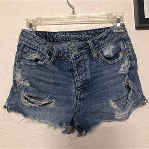 American Eagle Highwaisted Shorts